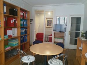 Avocat Droit des affaires et Commerce à Paris, Maître Jabouley Marie-Pierre Conseil juridique Vente et achat de fonds de commerceI Cession entreprise I Création Société I Contrats