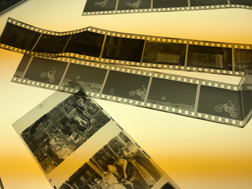 TOP DISC - Numérisation et Transfert de Films 8mm, Super 8, 9.5mm et 16mm en FullHD et en 4K à Paris