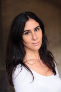 Vanessa Rouas Facialiste Massage du Visage Kobido Paris Sophrologue & Hypnose Paris 17 Yoga du Visage Paris